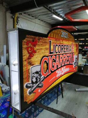 Aviso Caja de luz para exterior